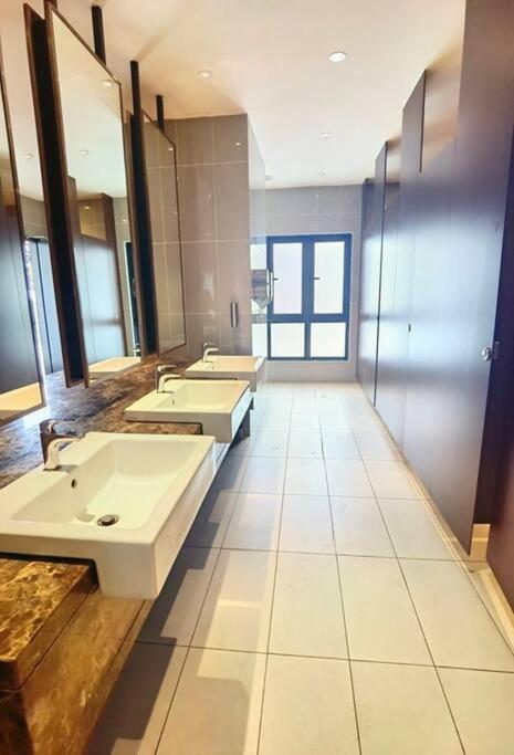 C0704 Almas Suite Seaview & Netflix Stay Nusajaya  Bagian luar foto
