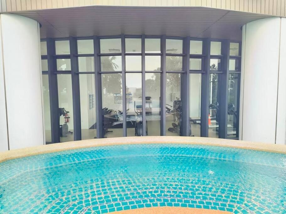 C0704 Almas Suite Seaview & Netflix Stay Nusajaya  Bagian luar foto