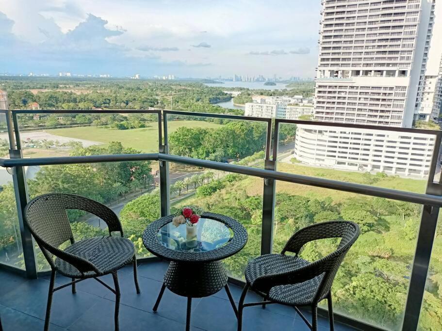 C0704 Almas Suite Seaview & Netflix Stay Nusajaya  Bagian luar foto